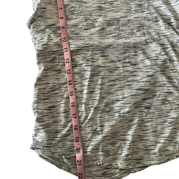 Lululemon Gray and White Active Wear Short Sleeve Shirt-Women’s - Picture 7 of 7